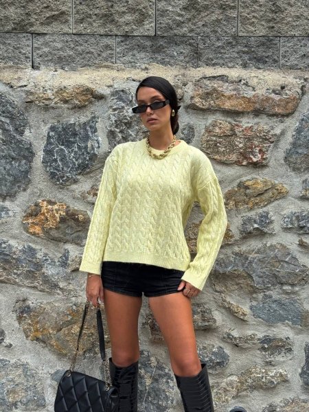 بلوز صوف سادة