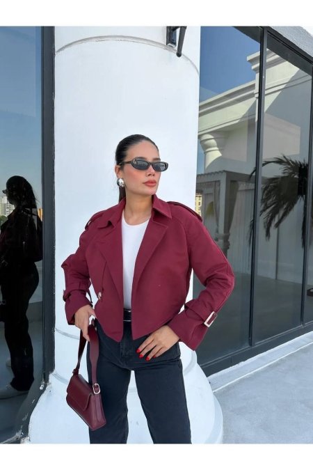 ترنشكوت قصير