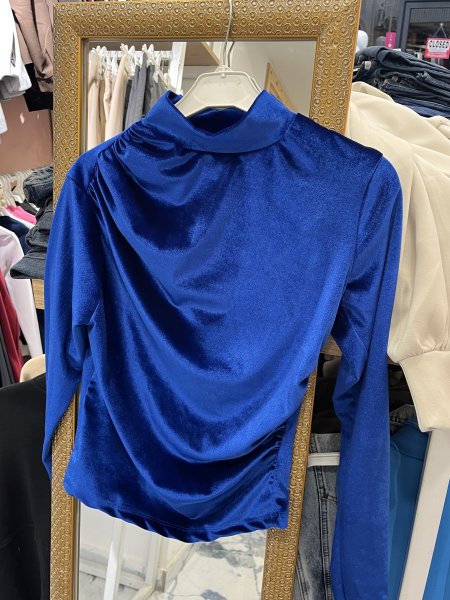 بلوز مخمل هاينيك